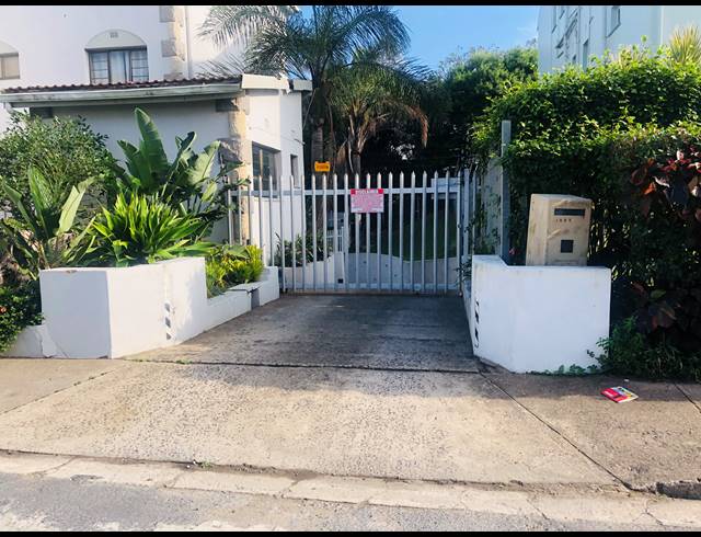 2 BEDROOM APARTMENT FOR SALE IN MARGATE BEACH